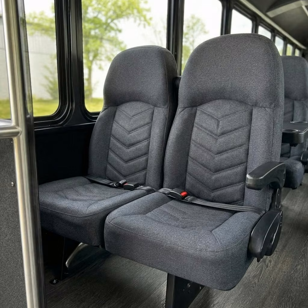 davenport 25 passenger minibus high back seats