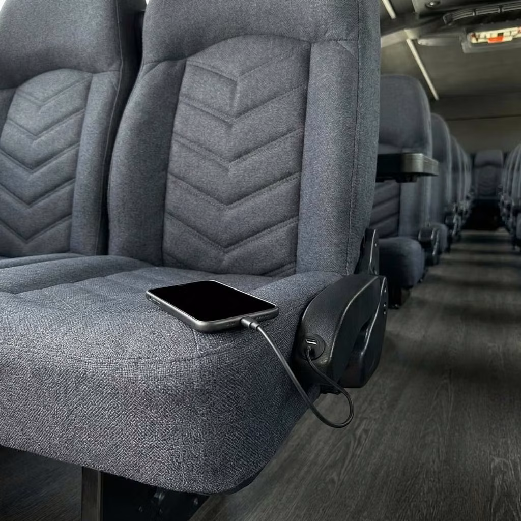 davenport 25 passenger minibus usb charging