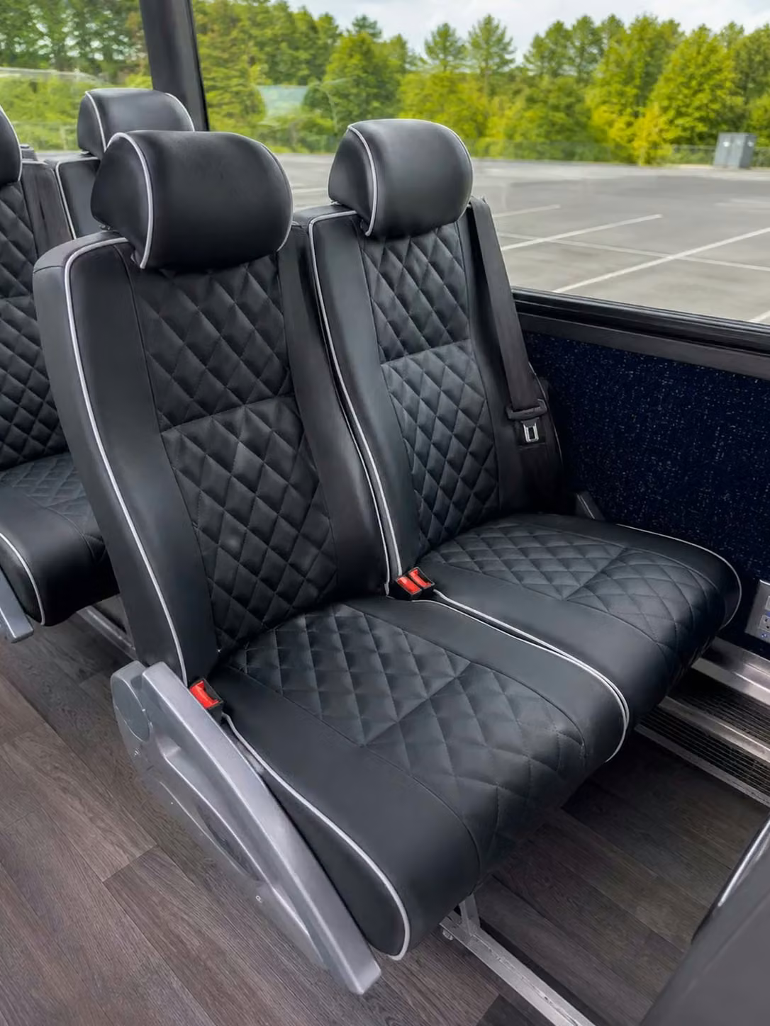 davenport 56 passenger charter bus reclining seats