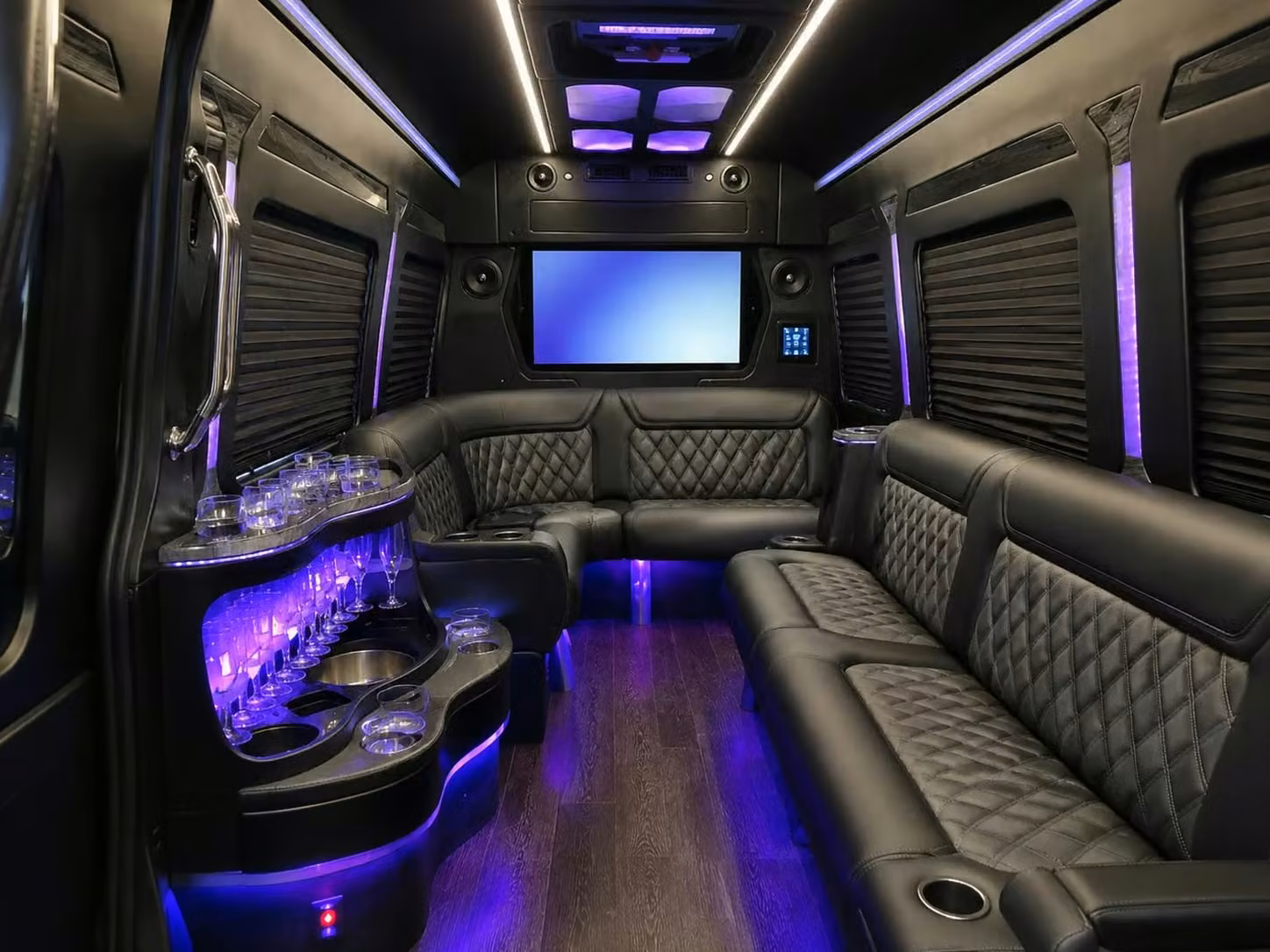 davenport full size charter buses and minibuses for davenport school dances