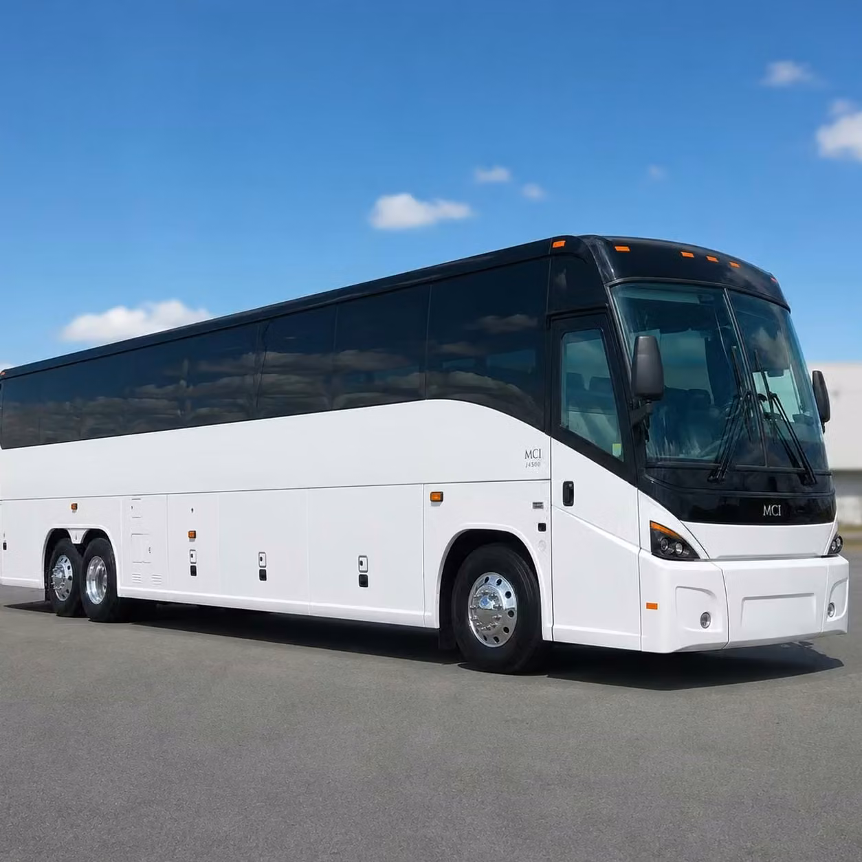 davenport government and military buses with wifi power outlets and onboard restrooms