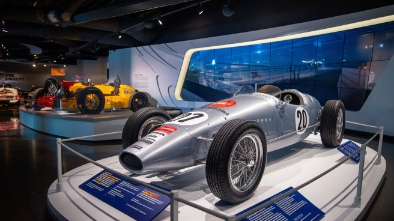 indianapolis motor speedway museum