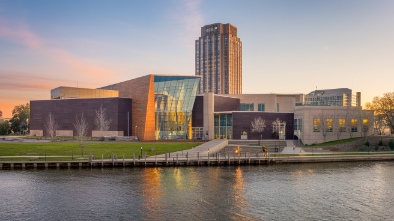 peoria riverfront museum